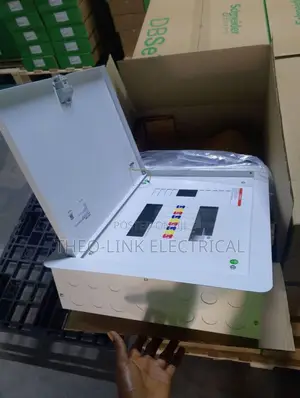 Schneider D8 3phase Distribution Board Original