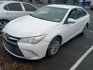 Toyota Camry 2016 White