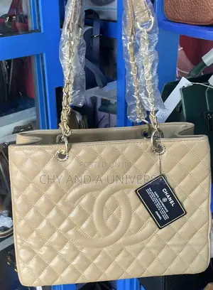 Chanel Women’S Handbag