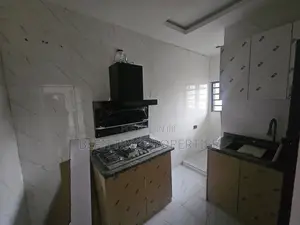 2bdrm Apartment in Yaba for rent