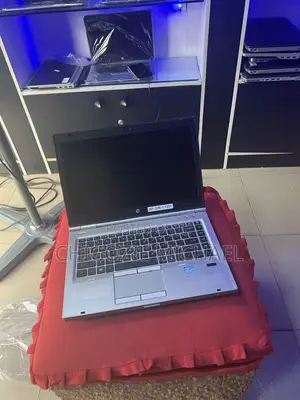 Laptop HP EliteBook 8460P 4GB Intel Core i7 HDD 500GB