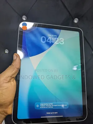 Apple iPad (2025) 128 GB Silver