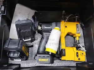 Dewalt Battery Bag Closer