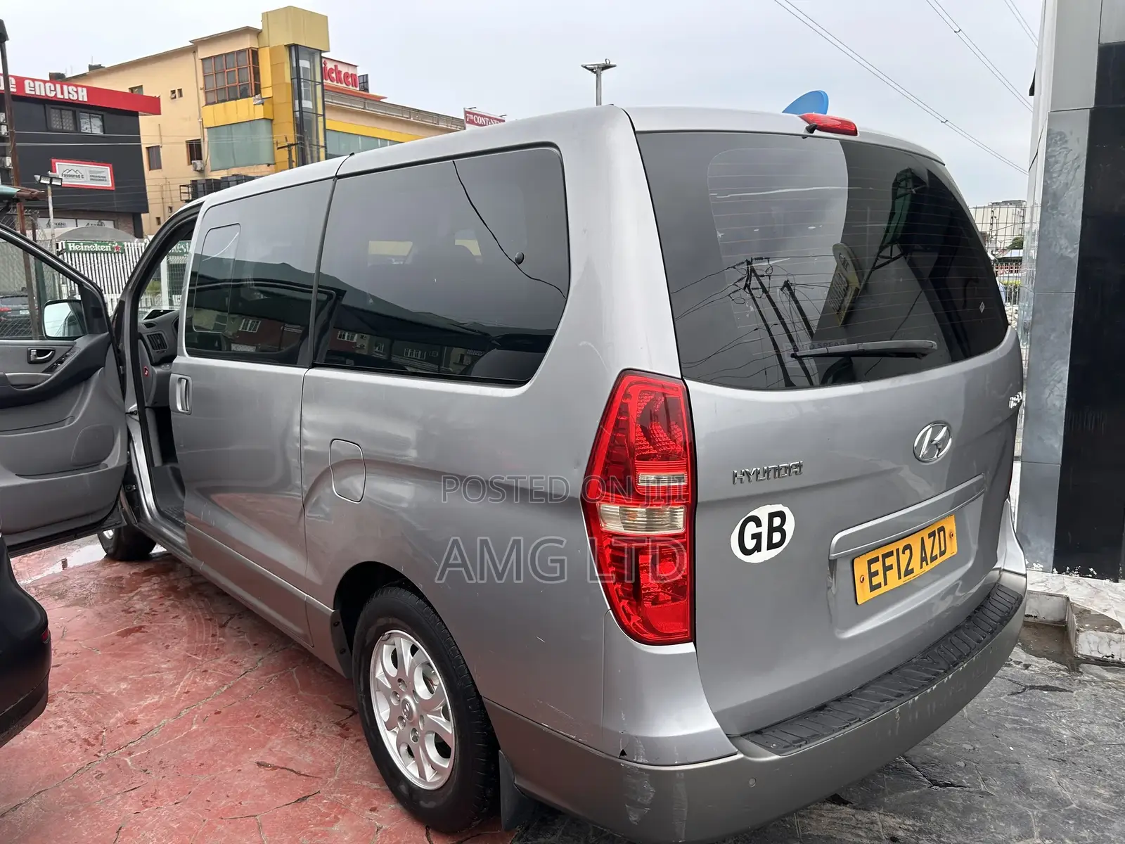 Hyundai H1 2012 Silver