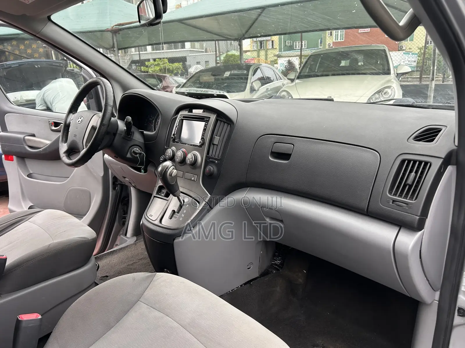 Hyundai H1 2012 Silver