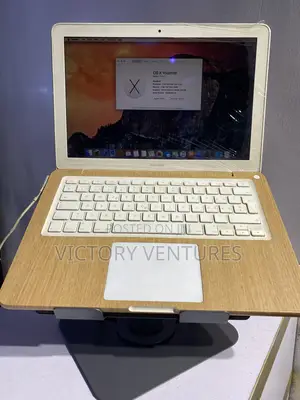 Laptop Apple MacBook 2009 4GB Intel Core 2 Duo SSD 250GB