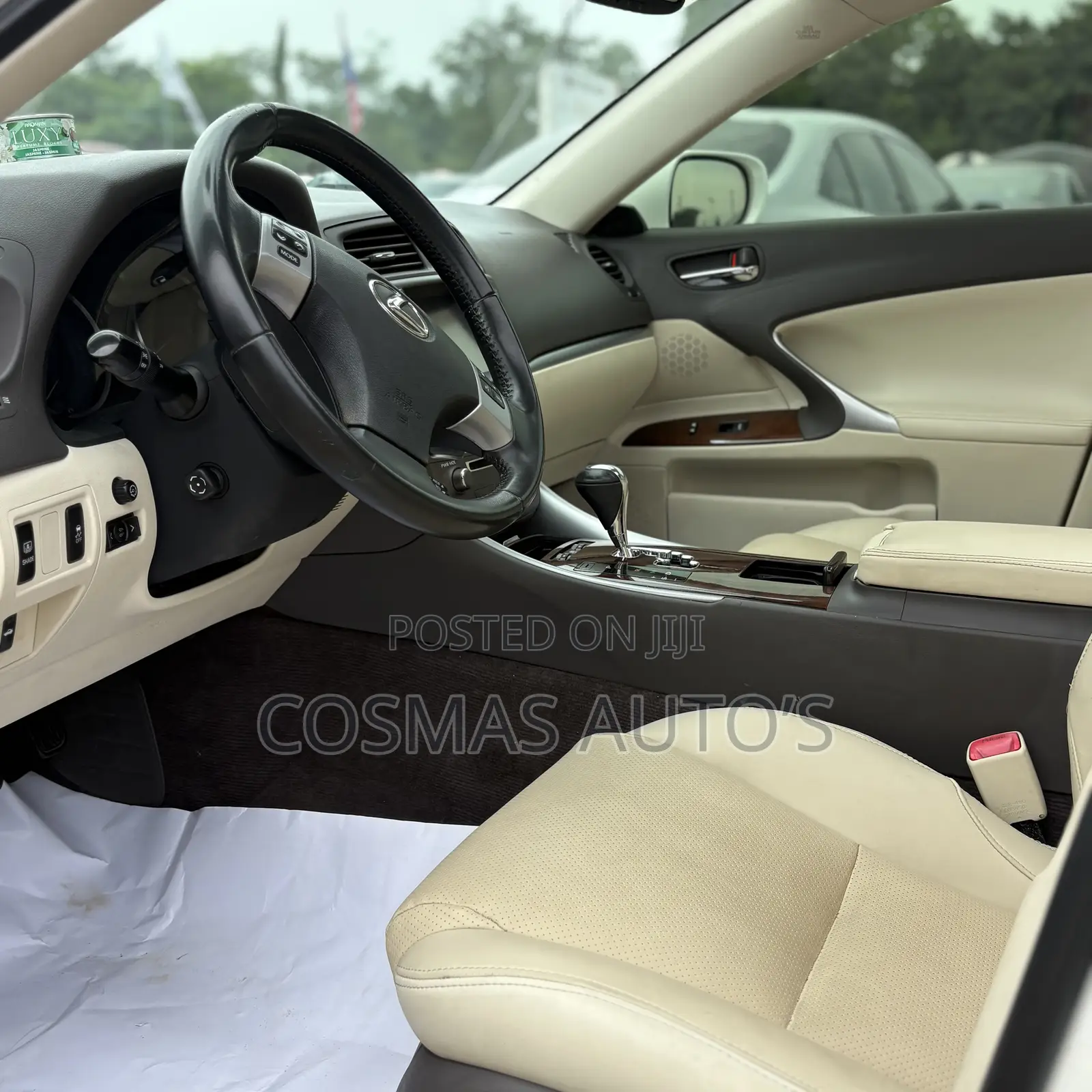 Lexus IS 2013 White
