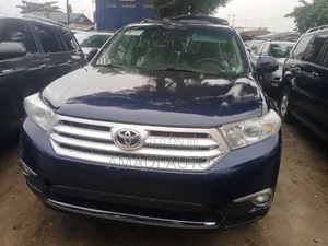 Toyota Highlander 3.5L 4WD 2013 Blue