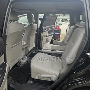 Toyota Highlander Limited 4dr SUV AWD (3.5L 6cyl 6A) 2015 Black