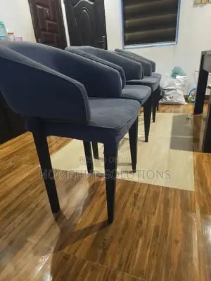 4 Seaters Dining Table Set