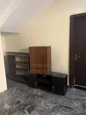 Kitchen Cabinet