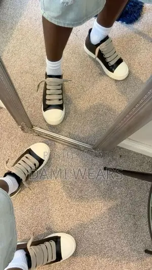《 *Rick Owen Jumbo Lace Padded Low Sneakers*