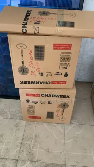 16" Solar Rechargeable Fan