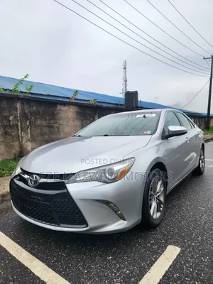 Toyota Camry SE 4dr Sedan (2.5L 4cyl 6A) 2017 Silver