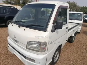 Daihatsu Hijet Mini Truck 2004 White