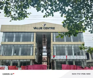 Newly Built Open Plan Space for Lease