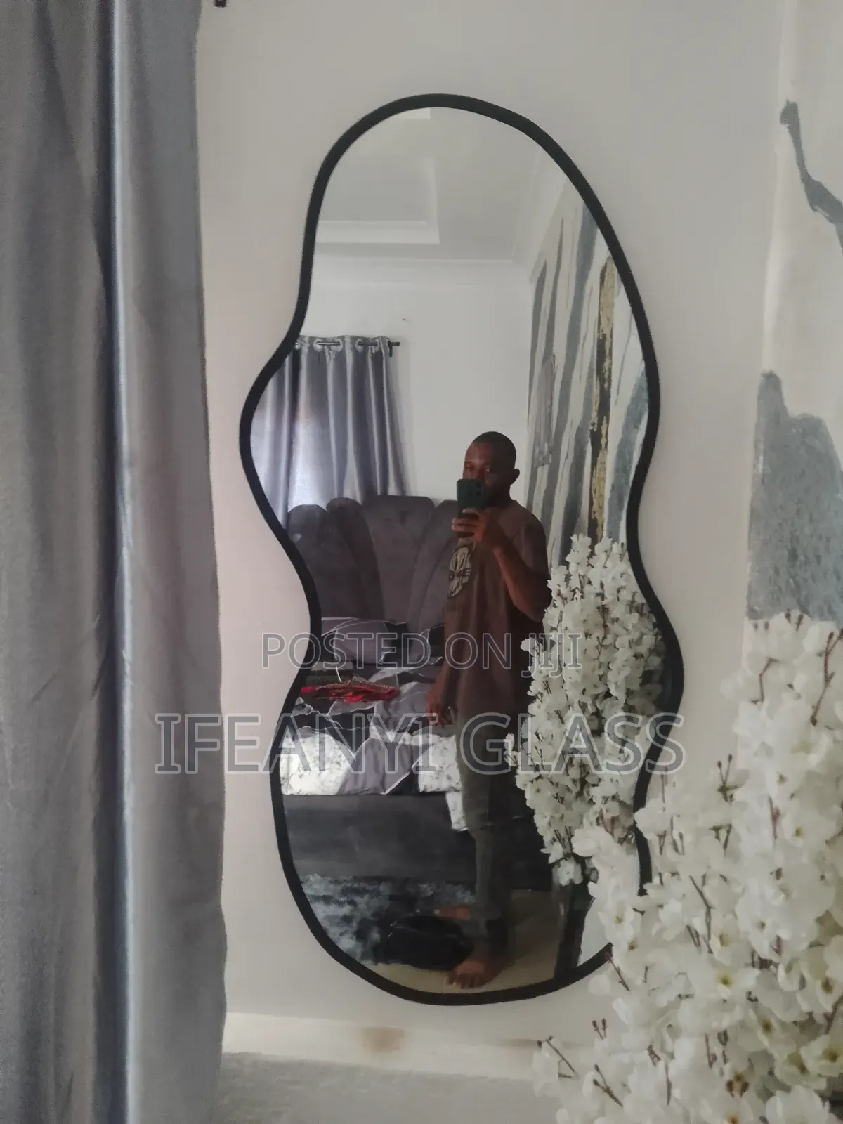 Mirror Ifeanyi