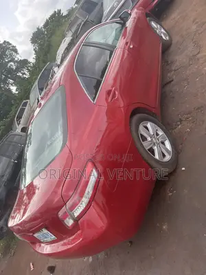 Toyota Camry LE 4dr Sedan (2.5L 4cyl 6AM) 2010 Red