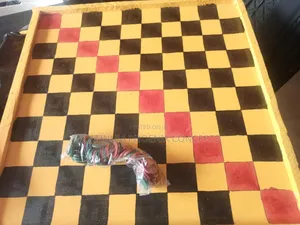 Draught Board Game
