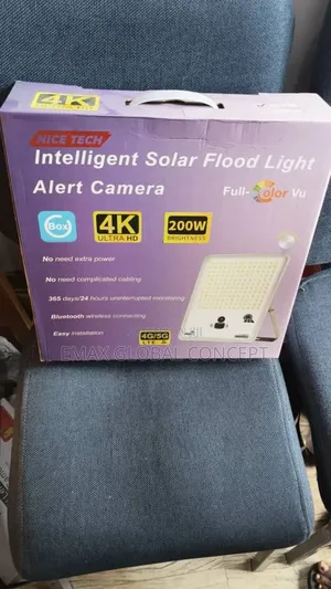 Intelligent Solar Floodlight With Camera