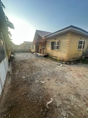 3bdrm Bungalow in Sunnyvale Estate for sale