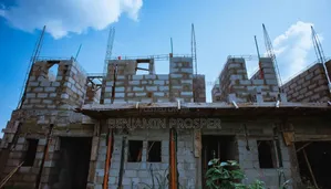 Furnished 3bdrm Apartment in Grosvenor Estate, Choba for sale