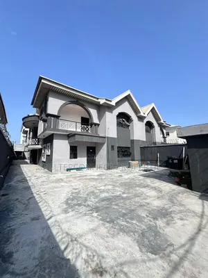 1bdrm Apartment in Lekki Phase 1 for rent