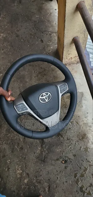 Steering Wheel Toyota Avensis 2015