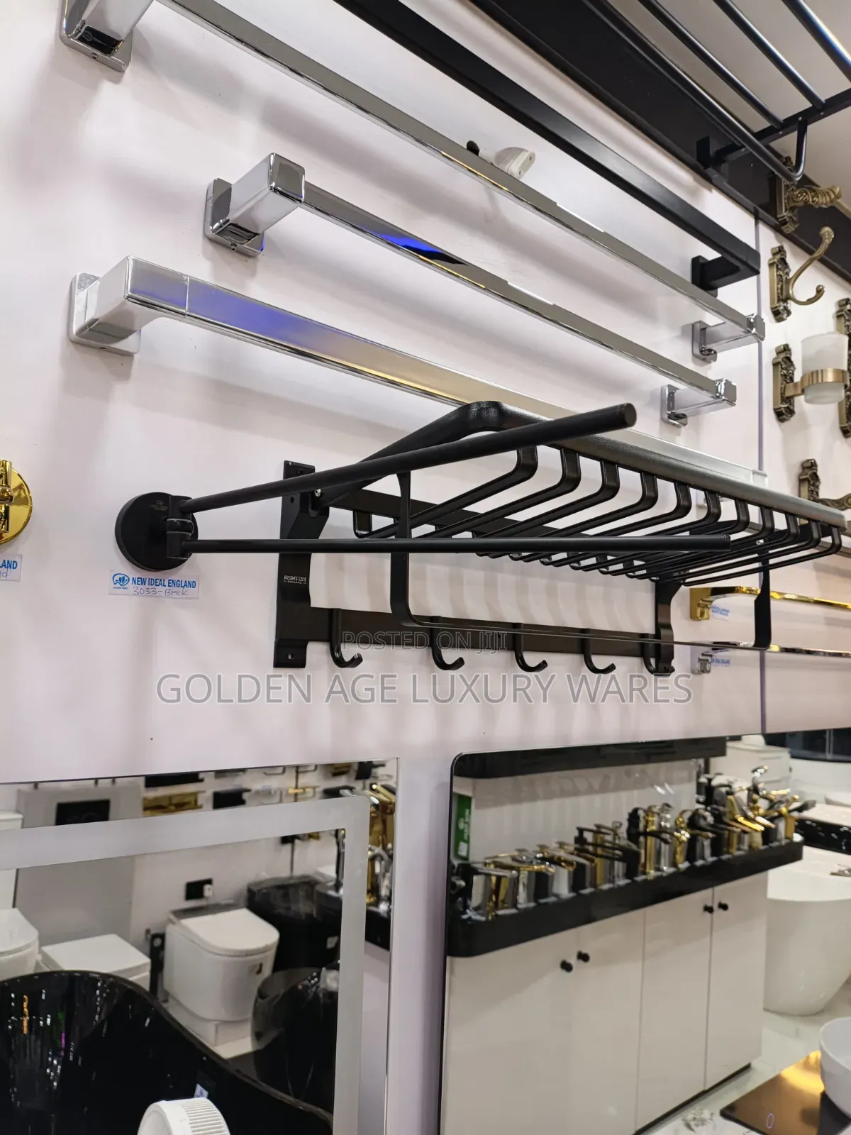 Black Flexible Towel Rack
