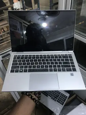 Laptop HP EliteBook 1040 G8 32GB Intel Core i7 SSD 512GB