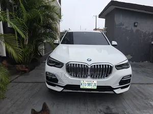 BMW X5 sDrive40i 4x2 2020 White