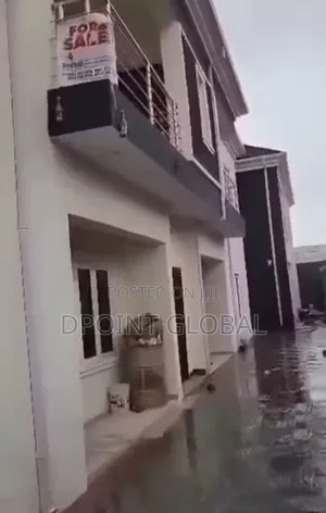 8bdrm Block of Flats in Akiode, Omole Phase 1 for sale
