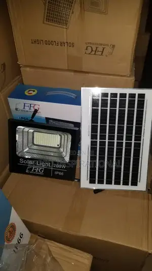 200w Solar Flood Light With Solar Panel – Ip66 Waterpr