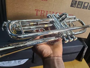 Yamaha Trumpet  Silver