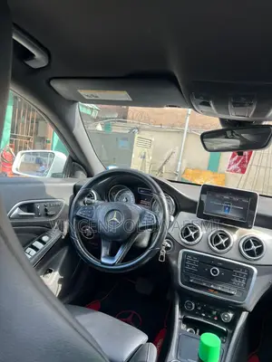Mercedes-Benz CLA-Class CLA 250 4MATIC Sedan 2016 White