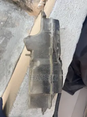 Toyota Coolant Reservior