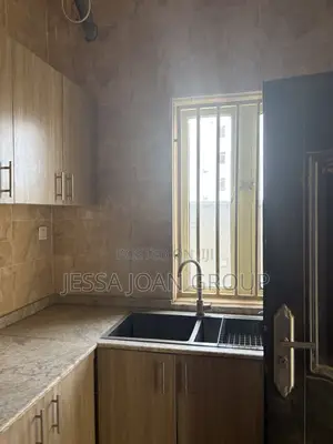 4bdrm Townhouse/Terrace in Mabushi for sale