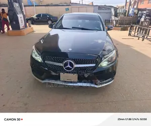 Mercedes-Benz C300 Luxury 4dr AWD 4Matic Sedan (2.0L 4cyl 7A) 2015