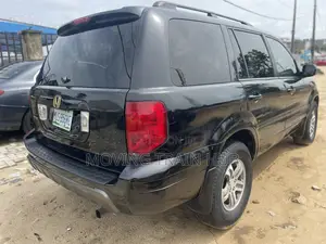 Honda Pilot EX 4x4 (3.5L 6cyl 5A) 2004 Black