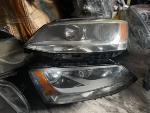Headlights Volkswagen Jetta 6 2013