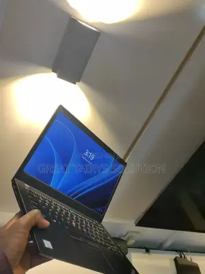 Laptop Lenovo ThinkPad T560 8GB Intel Core i5 HDD+SSD 128GB