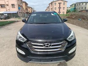 Hyundai Santa Fe 2014 Black
