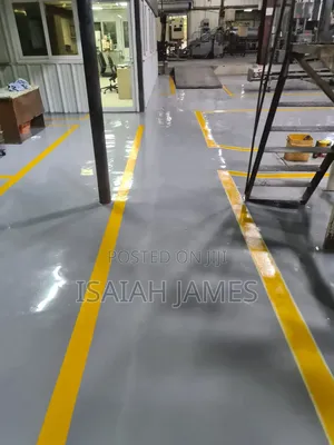 Neat Finishing Epoxy Flooring