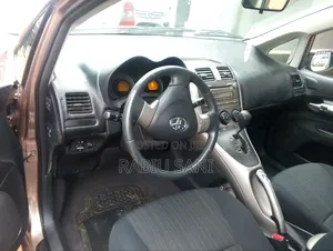 Toyota Auris 2009 Beige