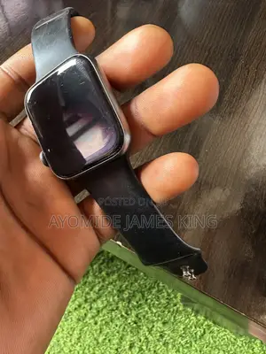 Apple Watch Se (2rd Gen)