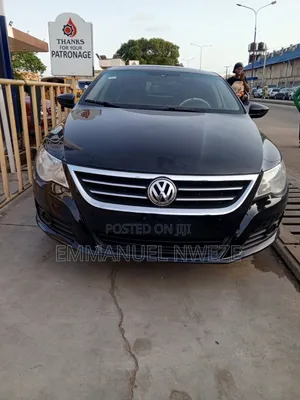 Volkswagen Passat 2.0 Sedan 2010 Black