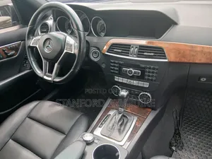 Mercedes-Benz C300 2013 Black