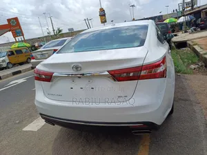 Toyota Avalon 2016 White