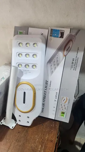 9 Eye Sunblaze Solar Street Light Pole.