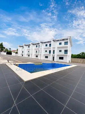 5bdrm Townhouse/Terrace in Abuja (FCT) for sale